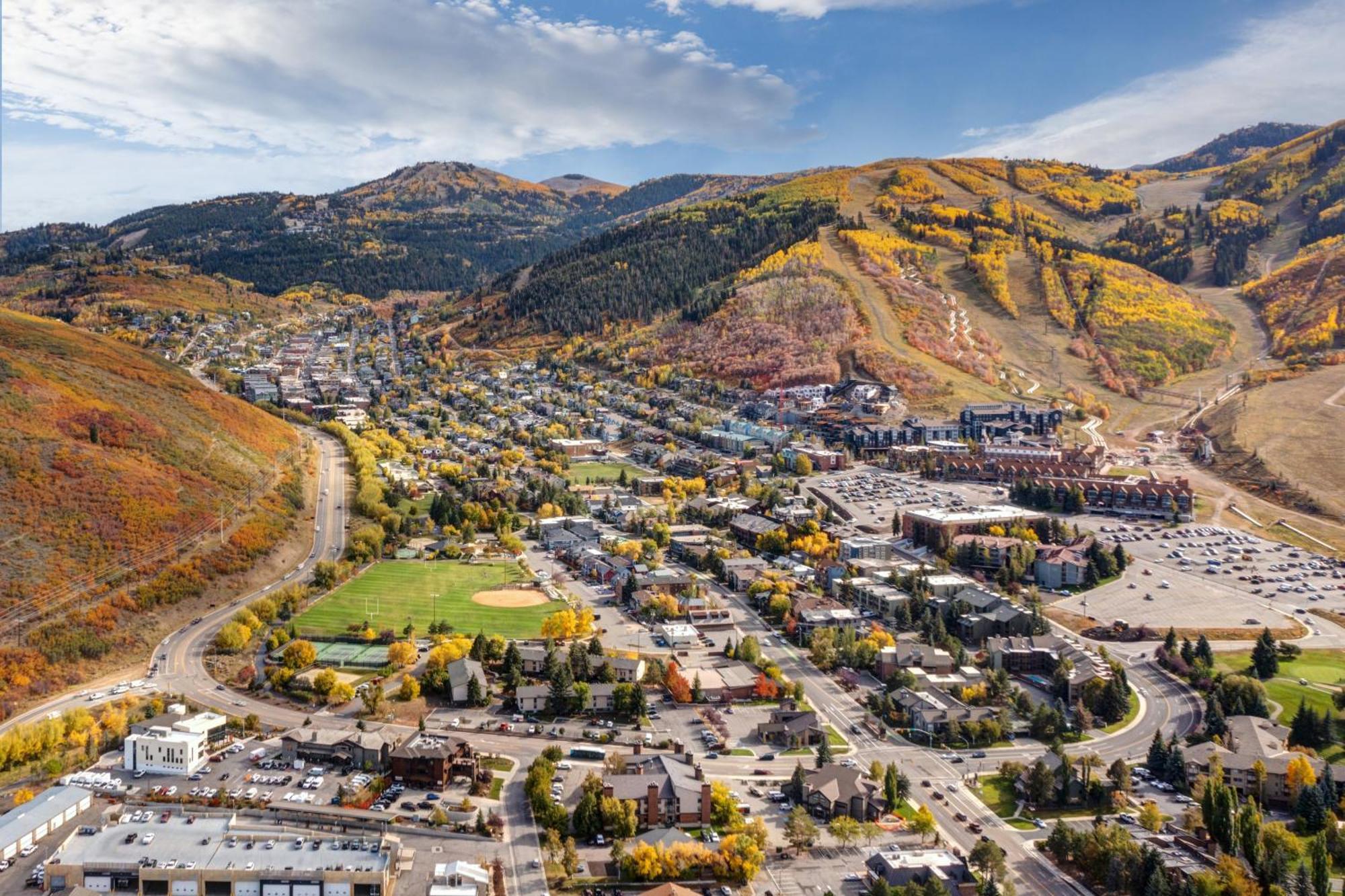 Ski Village Loft Park City Bagian luar foto